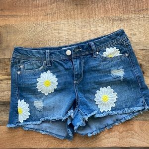LC daisy shorts